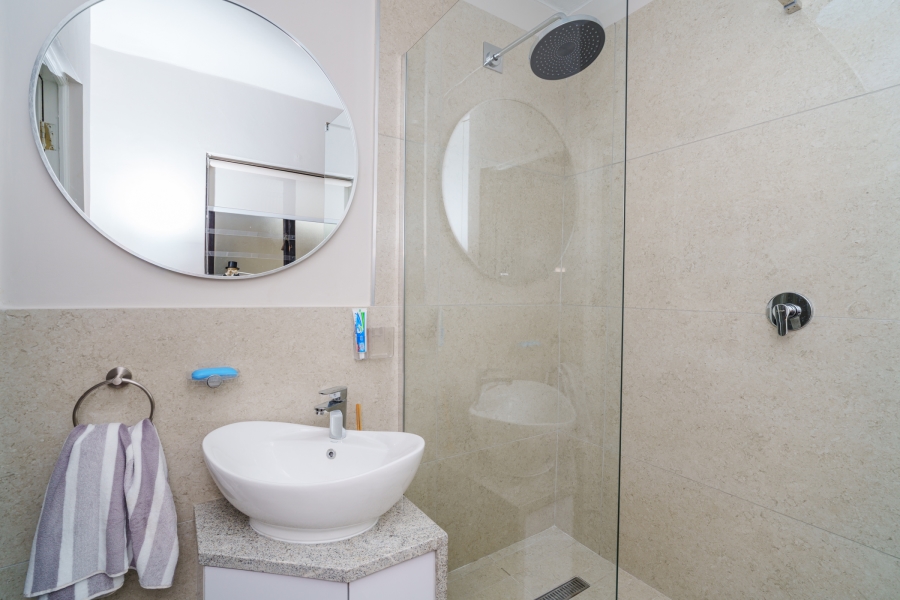 2 Bedroom Property for Sale in Hout Bay Western Cape